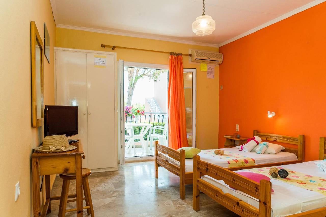 Roussa'S Apartments 라가나스 외부 사진